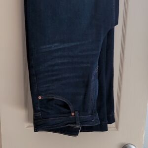 Women's Dark Blue Jeans
